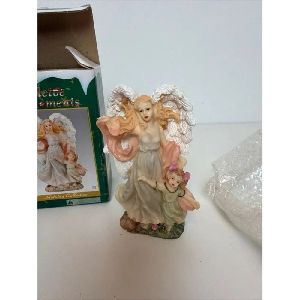 2000 Cornerstone Creations Mistletoe Moments Guardian Angel Child Figurine